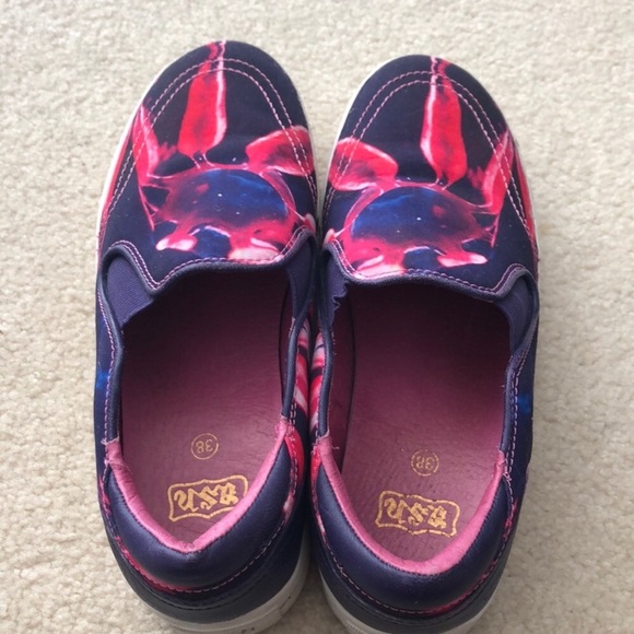 💥Ash💥 - Picture 2 of 9